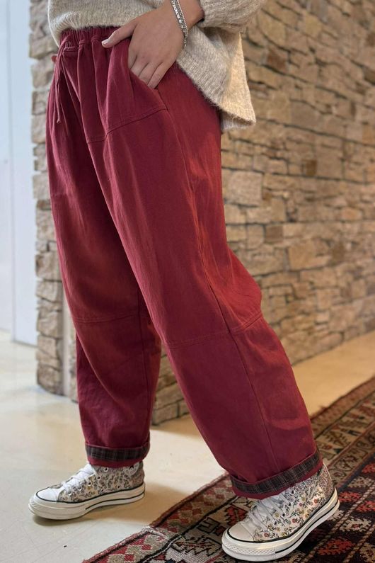 Mercer Soft Twill Barrel Leg Pant Sangria /5/5 =